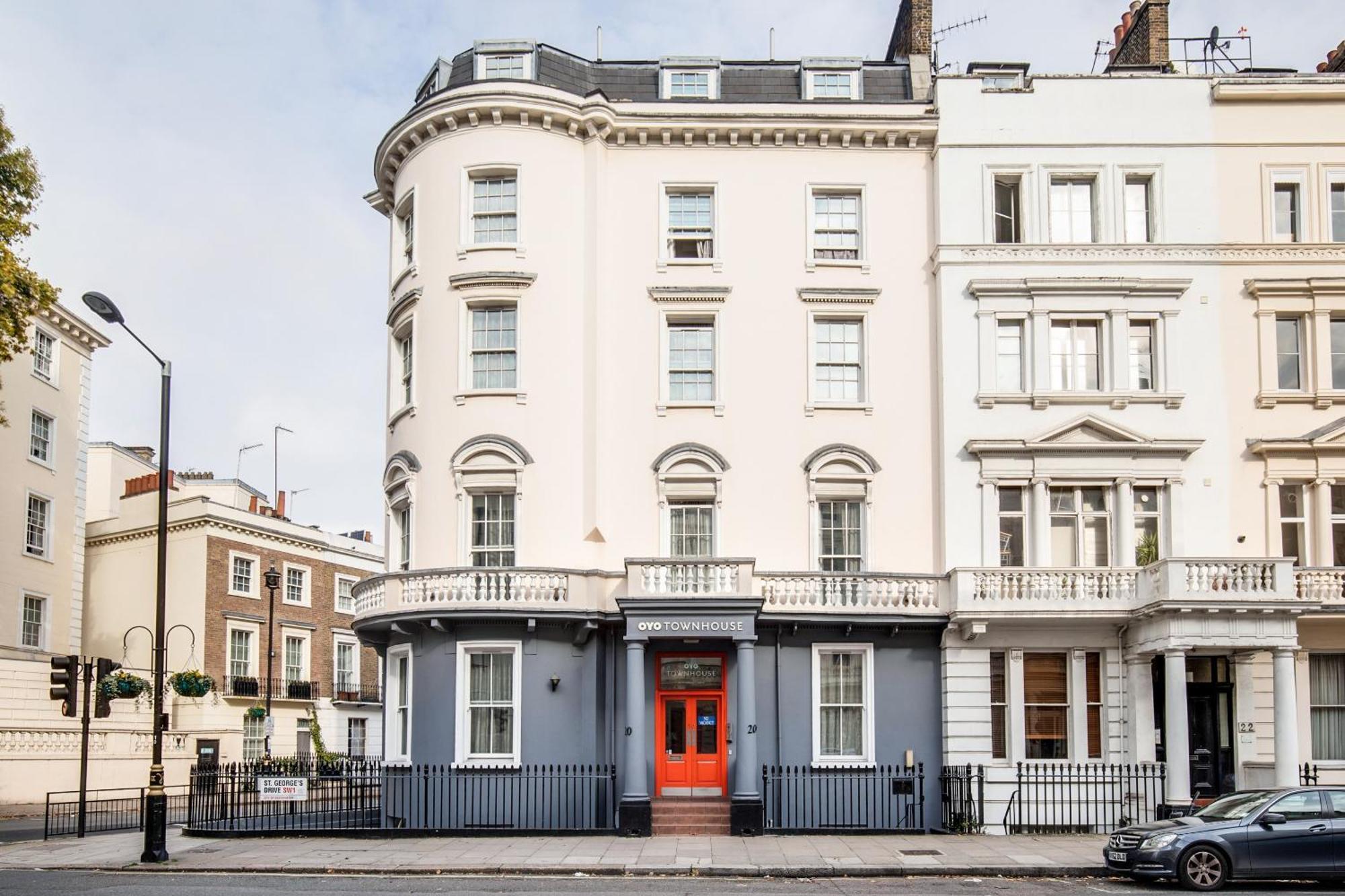 Oyo Townhouse New England, London Victoria Hotel Exterior foto